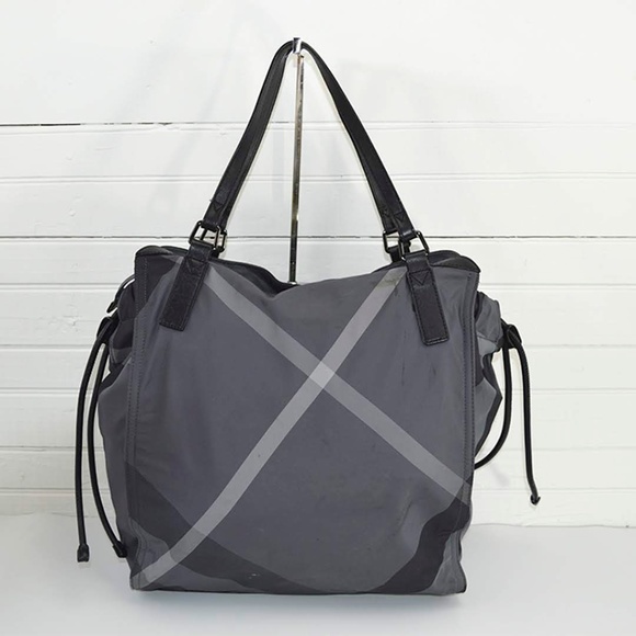 BURBERRY SIGNATURE PRINT TOTE #126-65 - Picture 6 of 8